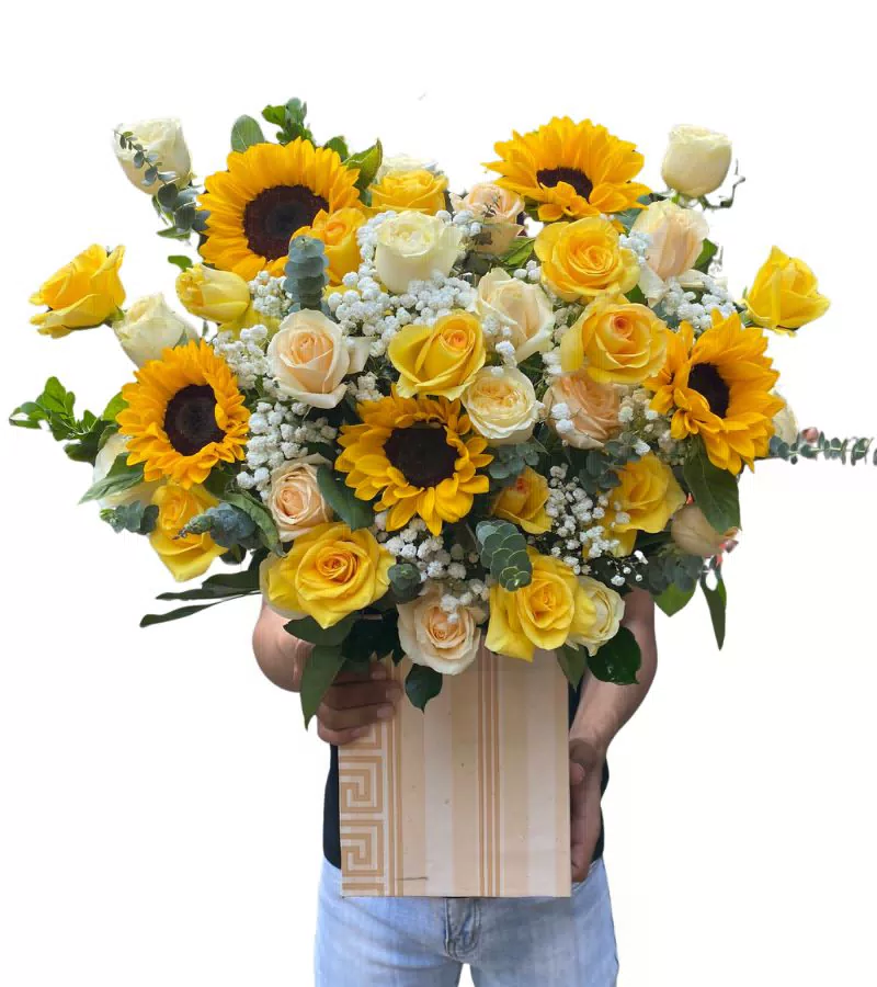 Giỏ Hoa Hướng Dương Vàng Kem Tươi Sáng