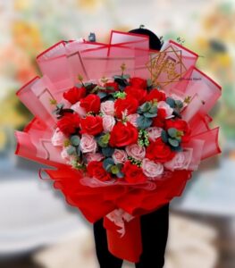 Bó hoa tươi tone đỏ i1060